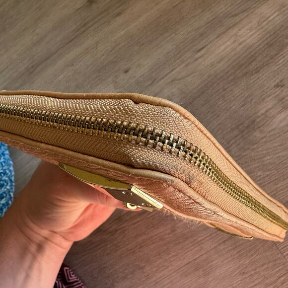 Olivia + Joy New York Large Zip Around Wallet Champagne Pebbled Faux Leather - Picture 12 of 12